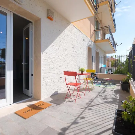 Babyaccommodation Family Comfort Iii Apartment Pietra Ligure
