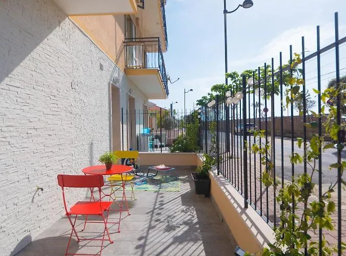 Apartamento Babyaccommodation Family Comfort Iii Pietra Ligure